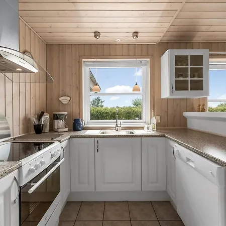 Saara - 700m To The Fjord By Interhome