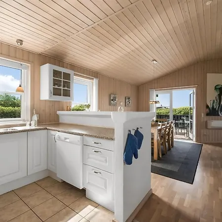 Saara - 700m To The Fjord By Interhome