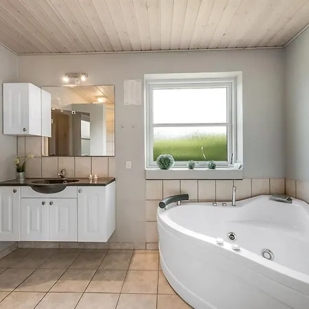 Feriehus Saara - 700m To The Fjord By Interhome